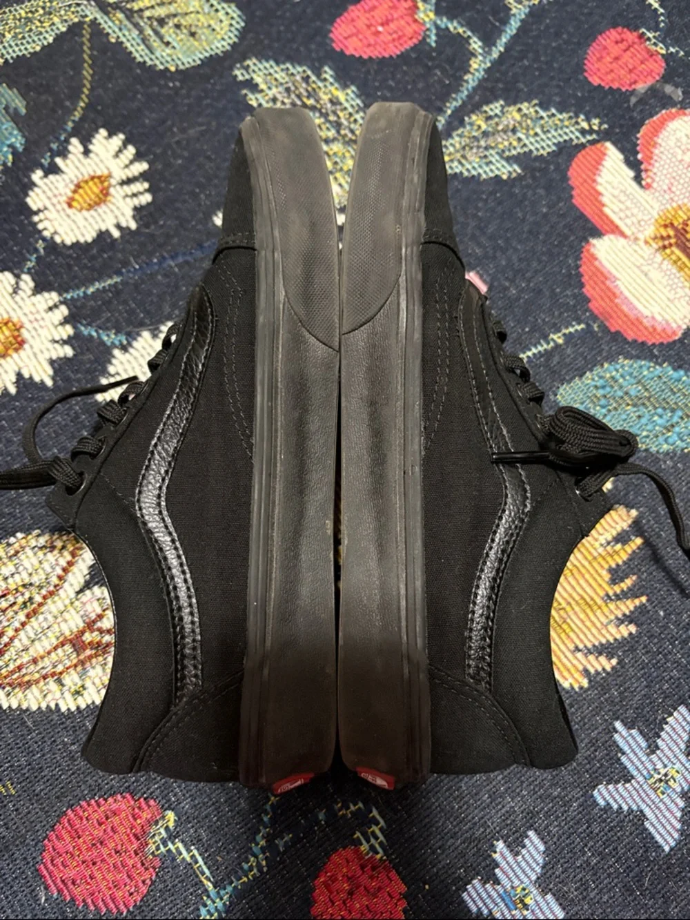 VANS CLASSIC OLD SKOOL SNEAKERS - Picture 2 of 5